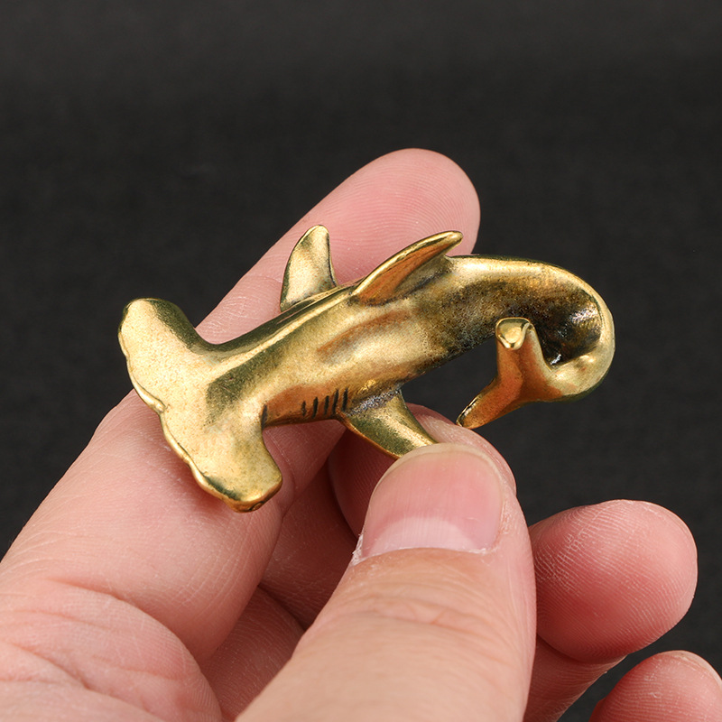 Retro Gaming Decor - Hammerhead köpekbalığı pirinç masa dekorasyon eski